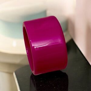 Vintage Vibrant Pink Purple Magenta Plastic Bangle Bracelet